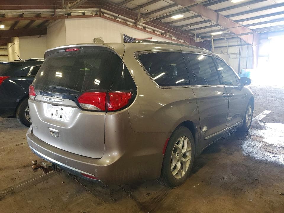 2018 CHRYSLER PACIFICA TOURING L PLUS 3