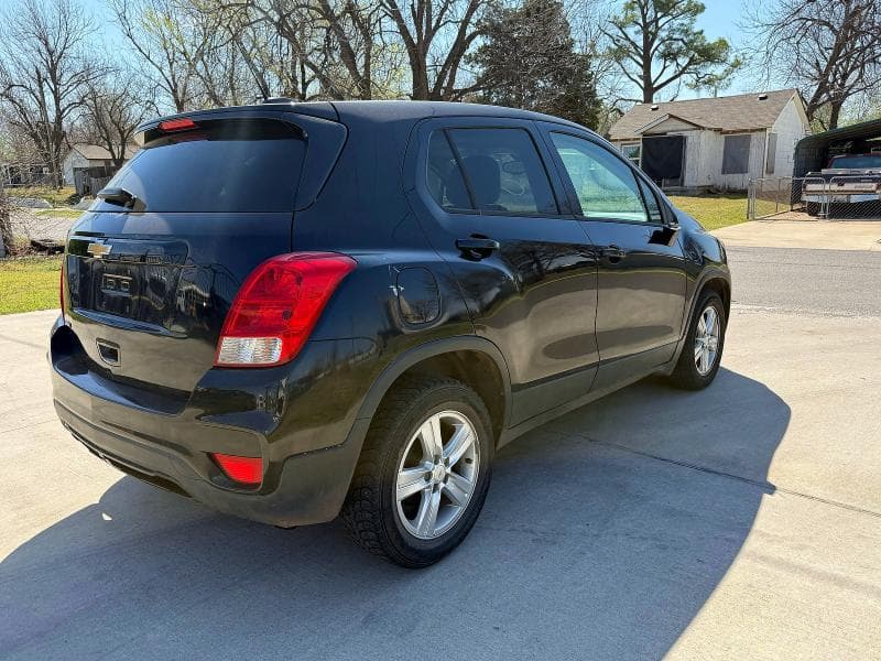 2020 CHEVROLET TRAX LS 4