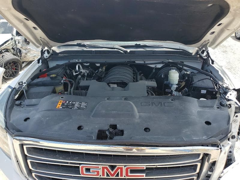 2019 GMC YUKON XL K1500 SLT 12