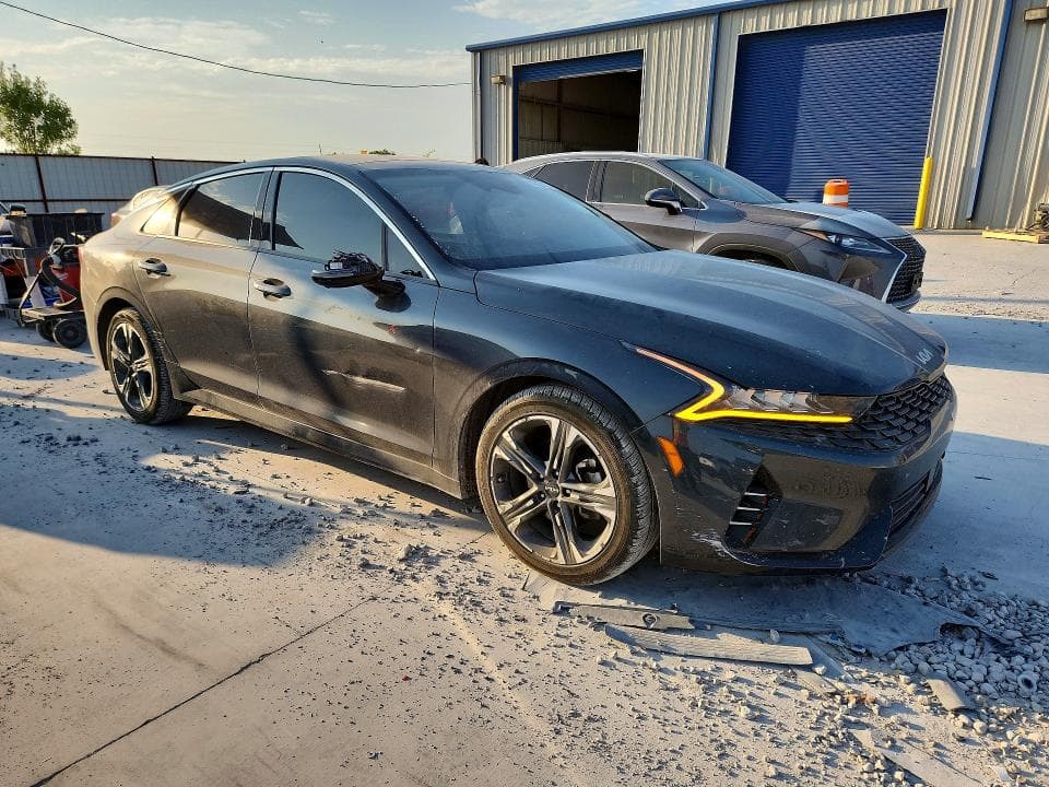 2023 KIA K5 EX 4