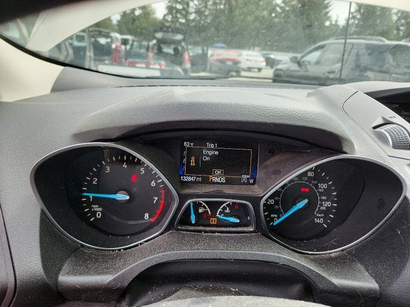 2017 FORD ESCAPE SE 9