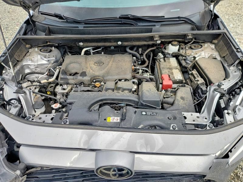 2023 TOYOTA RAV4 XLE 11