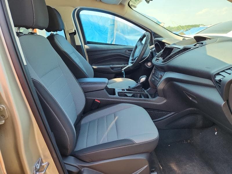 2017 FORD ESCAPE S 7