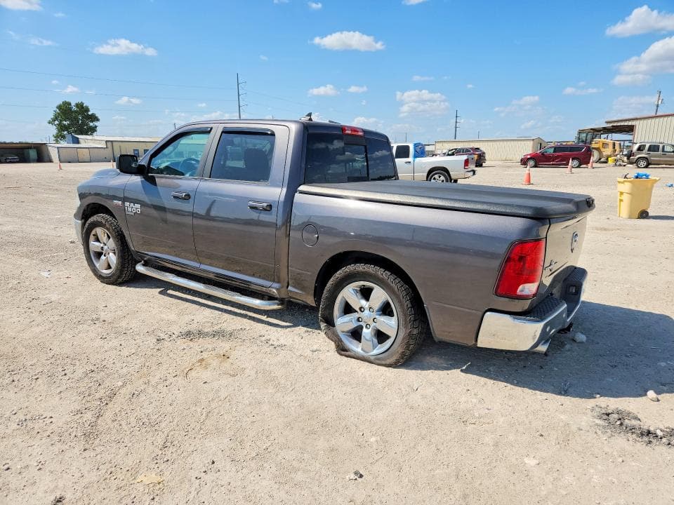 2019 RAM 1500 CLASSIC SLT 2