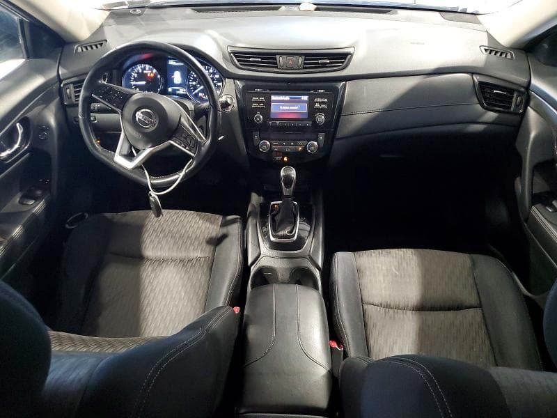 2017 NISSAN ROGUE SV 8