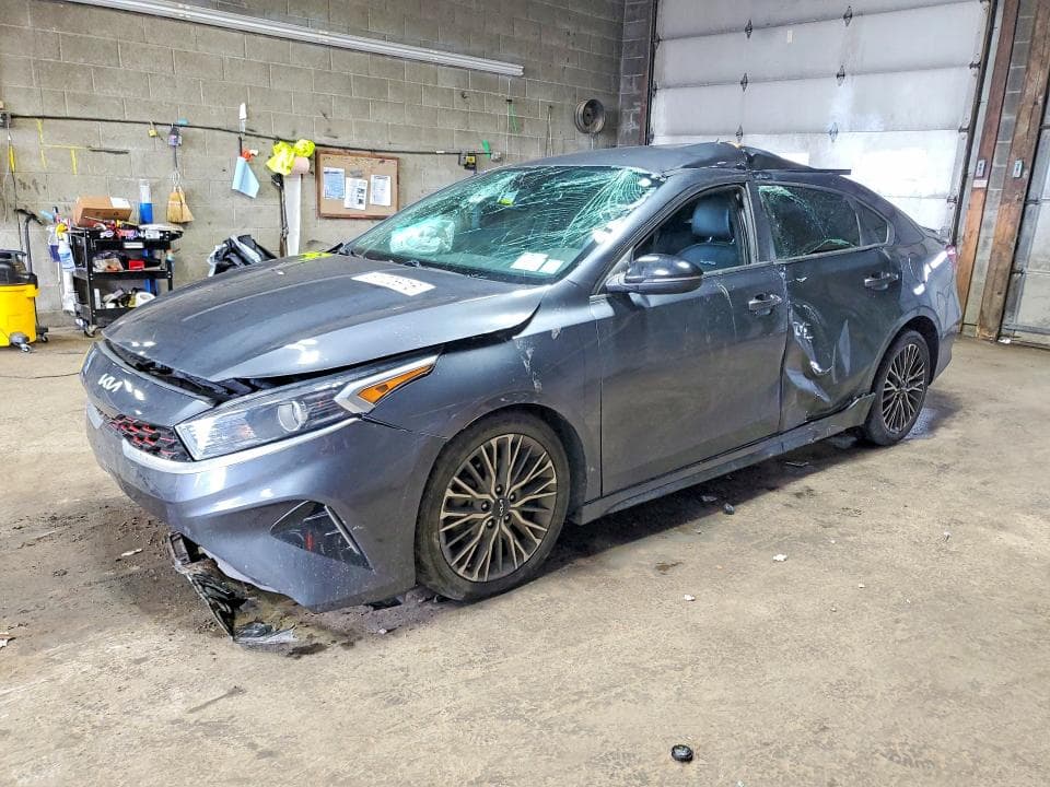 2023 KIA FORTE GT LINE