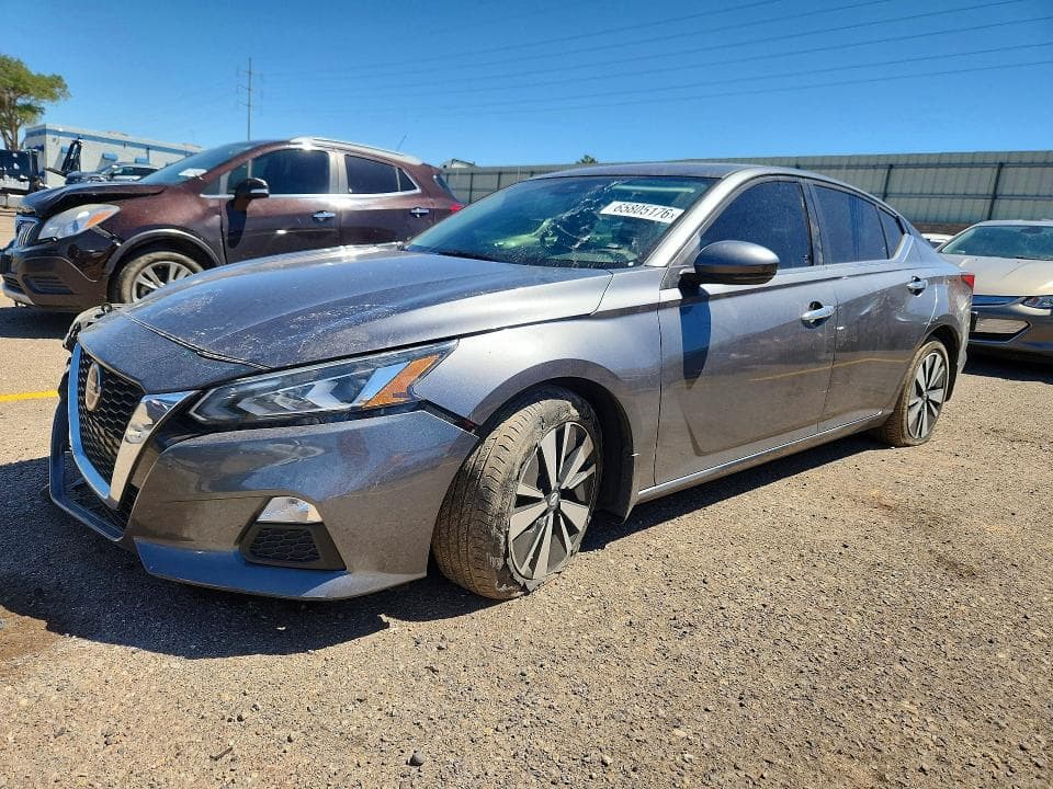 2022 NISSAN ALTIMA SV