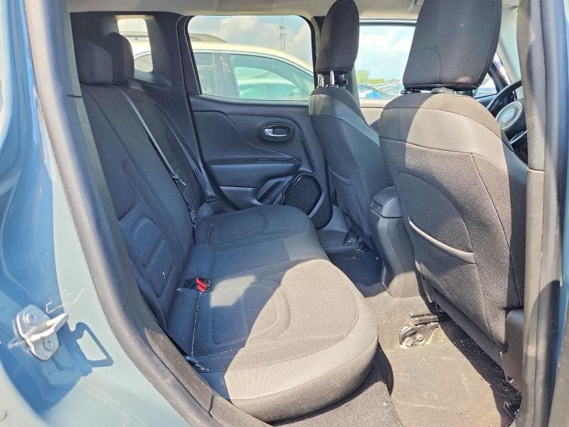2017 JEEP RENEGADE LATITUDE 11