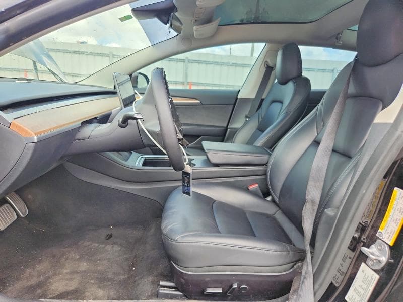 2023 TESLA MODEL 3 7