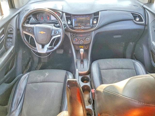 2020 CHEVROLET TRAX 1LT 8