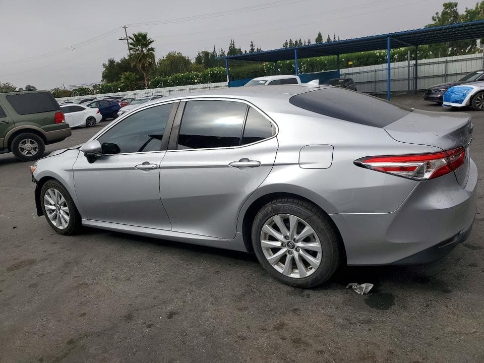 2020 TOYOTA CAMRY LE 2