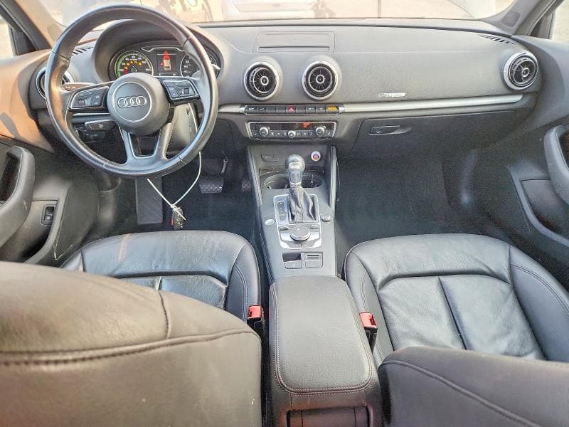 2017 AUDI A3 E-TRON PREMIUM 8