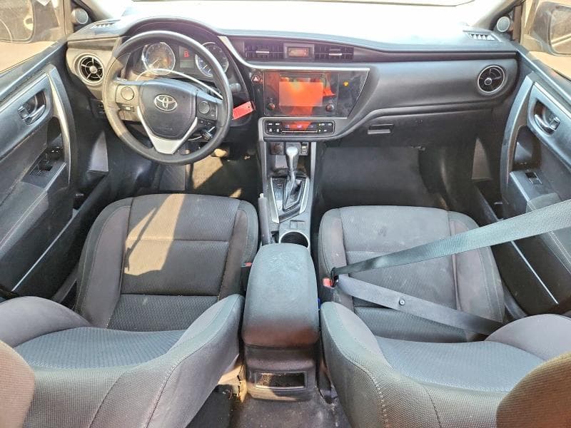 2019 TOYOTA COROLLA LE 8