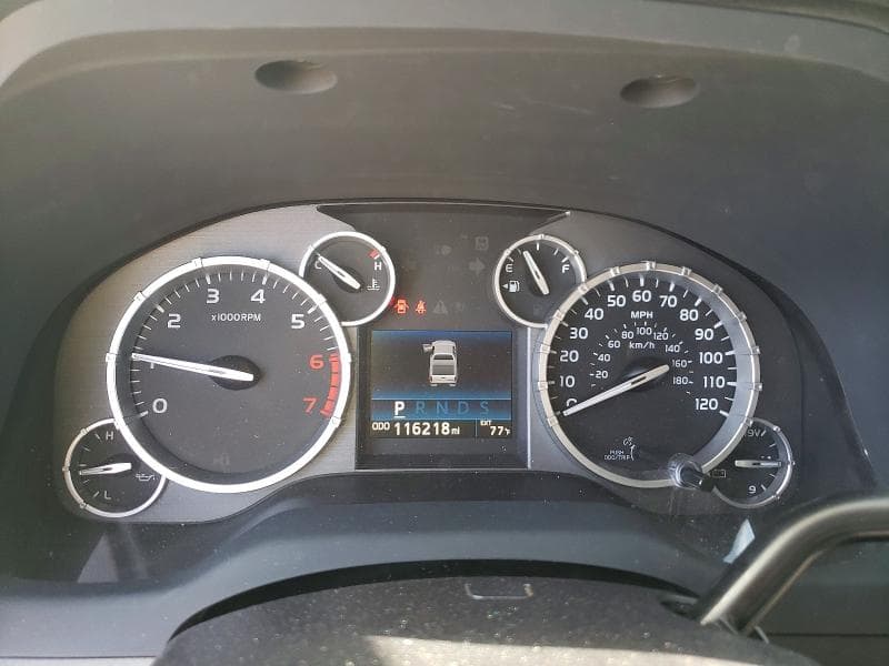 2017 TOYOTA TUNDRA SR5 9