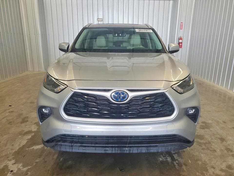 2024 TOYOTA HIGHLANDER HYBRID XLE 5