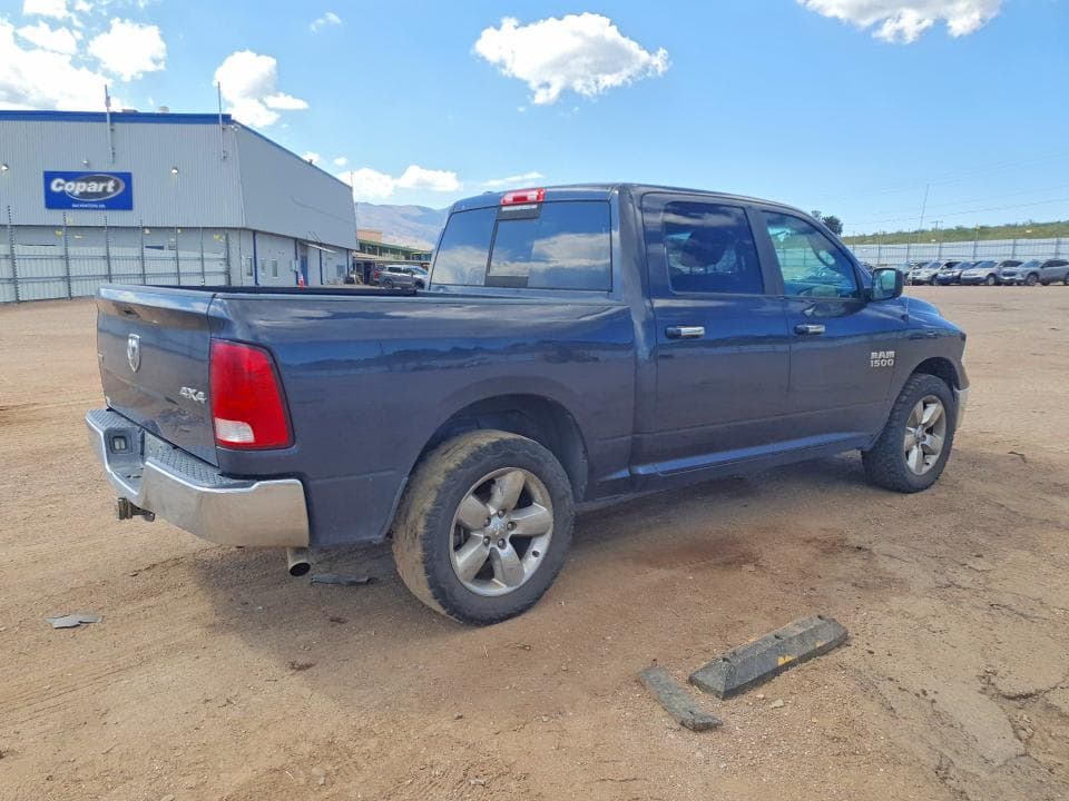 2018 RAM 1500 SLT 3