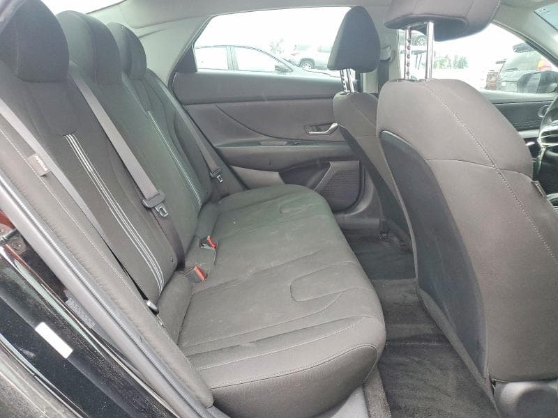 2024 HYUNDAI ELANTRA SEL 10