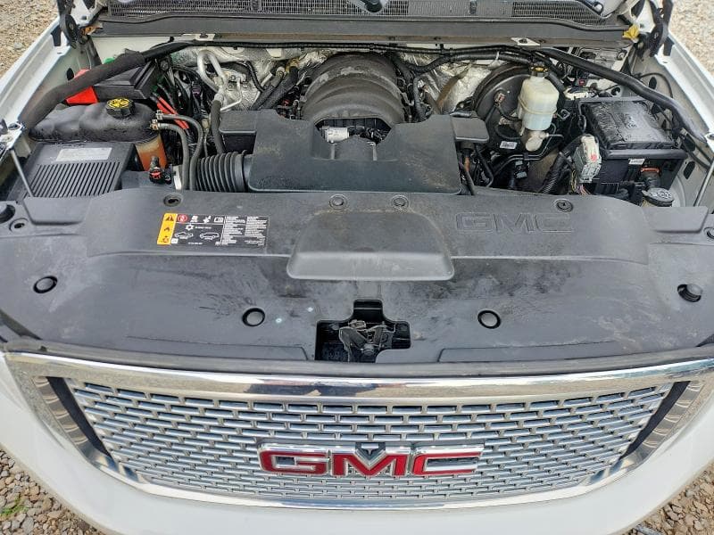 2017 GMC YUKON DENALI 12