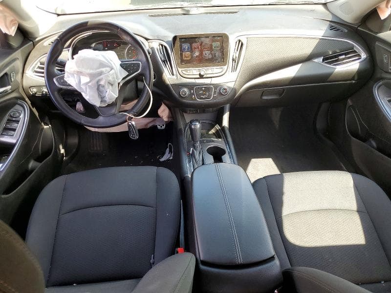 2017 CHEVROLET MALIBU LT 8