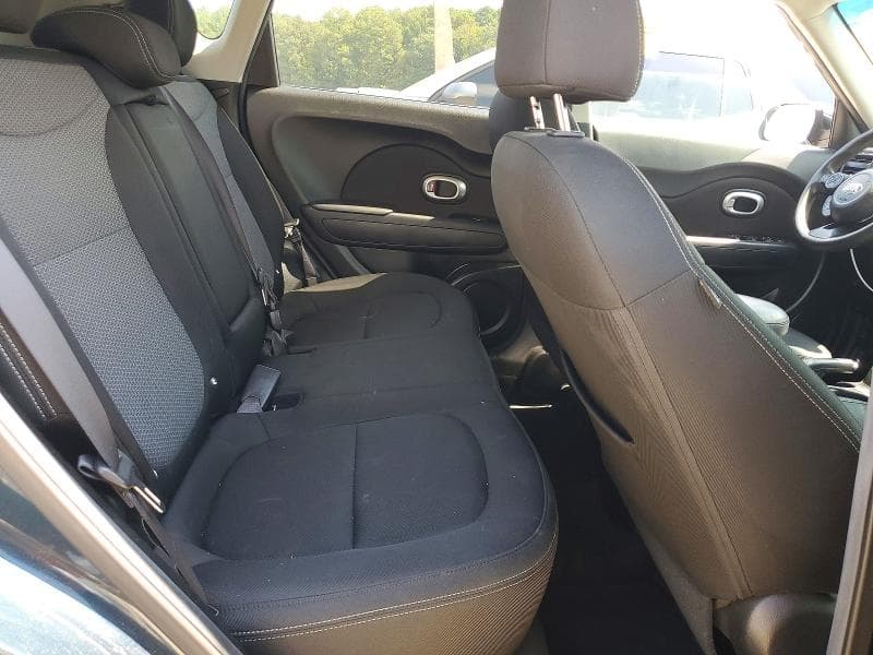 2017 KIA SOUL + 10