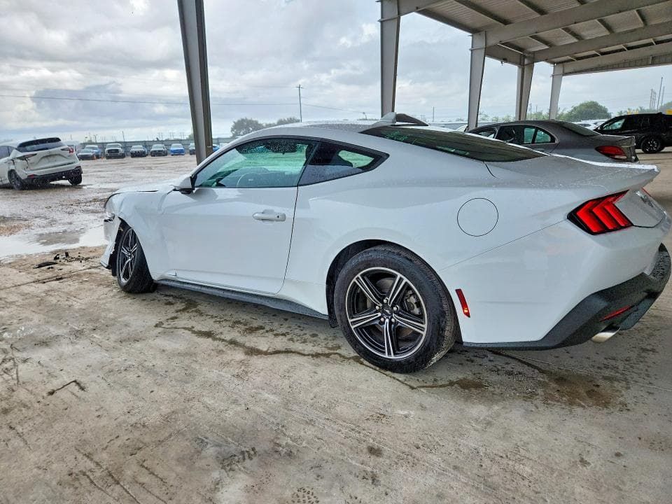 2025 FORD MUSTANG 2