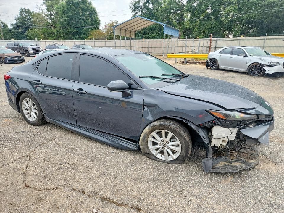 2025 TOYOTA CAMRY LE 4