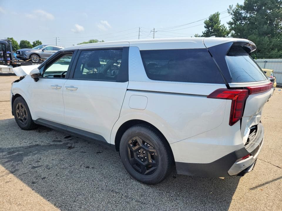 2025 KIA CARNIVAL LXS 2