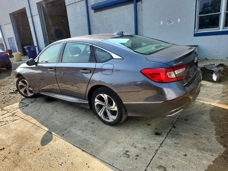 2019 HONDA ACCORD EX 2
