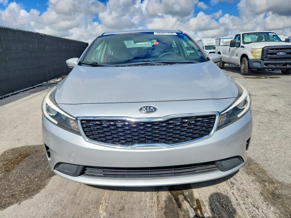 2018 KIA FORTE LX 5