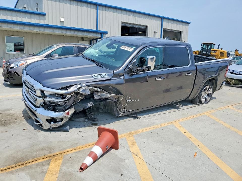 2019 RAM 1500 LARAMIE - 1