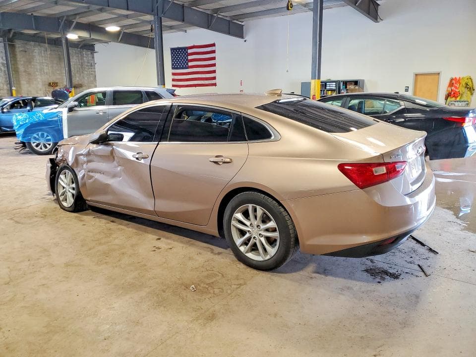 2018 CHEVROLET MALIBU LT 2