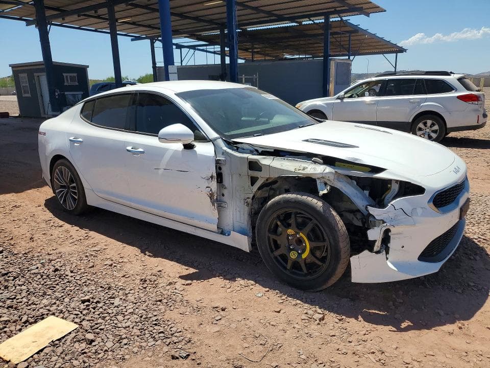 2019 KIA STINGER BASE 4