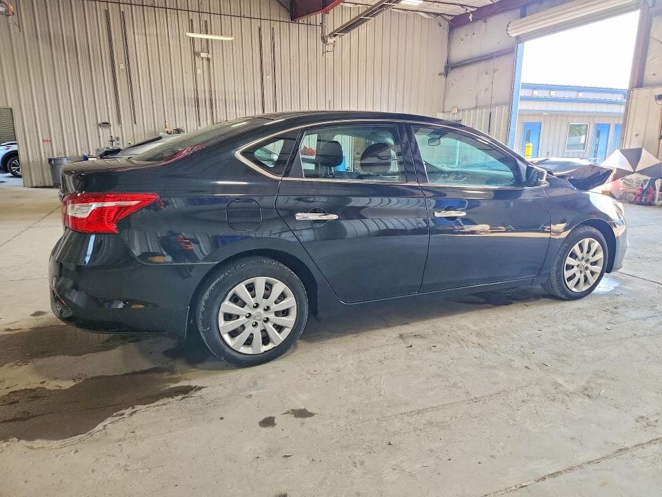 2017 NISSAN SENTRA S 3