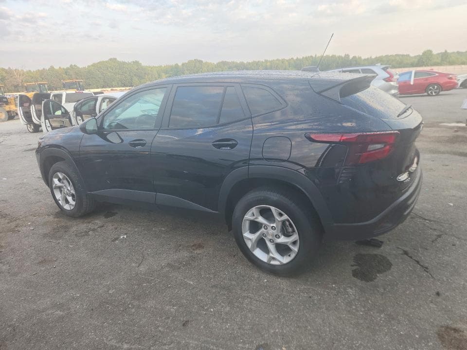2026 CHEVROLET TRAX LS 2