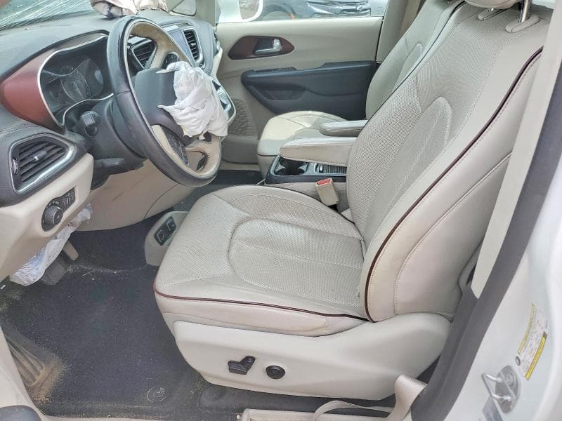 2017 CHRYSLER PACIFICA LIMITED 7
