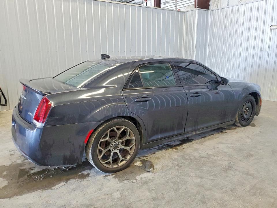 2018 CHRYSLER 300 S 3