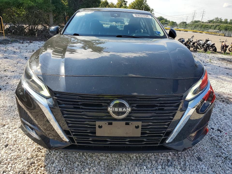 2024 NISSAN ALTIMA SV 5