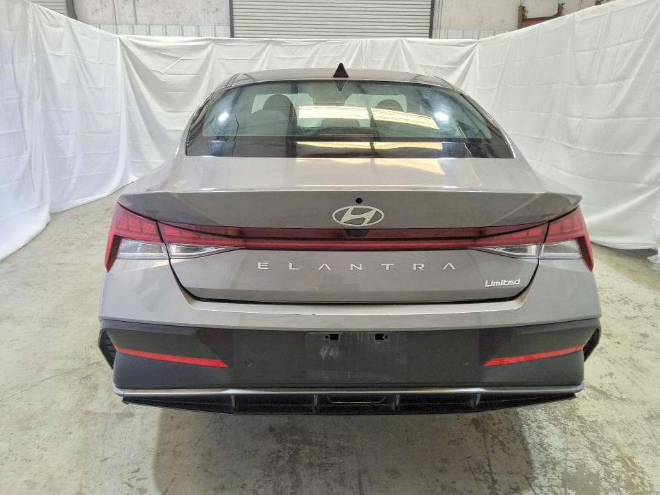 2024 HYUNDAI ELANTRA LIMITED 6