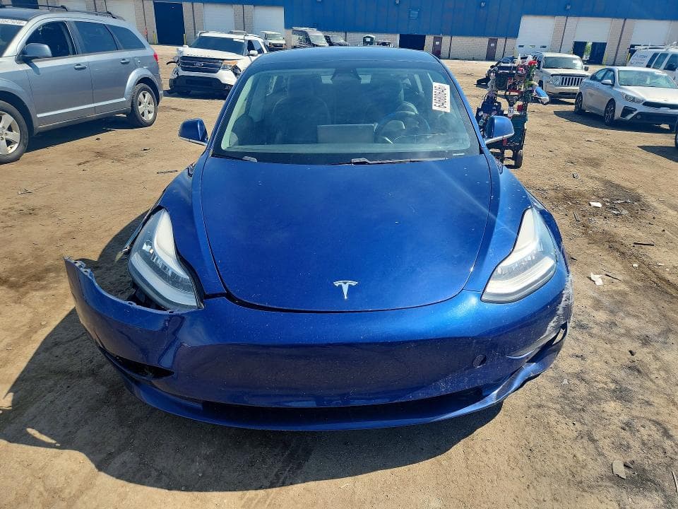 2020 TESLA MODEL 3 5