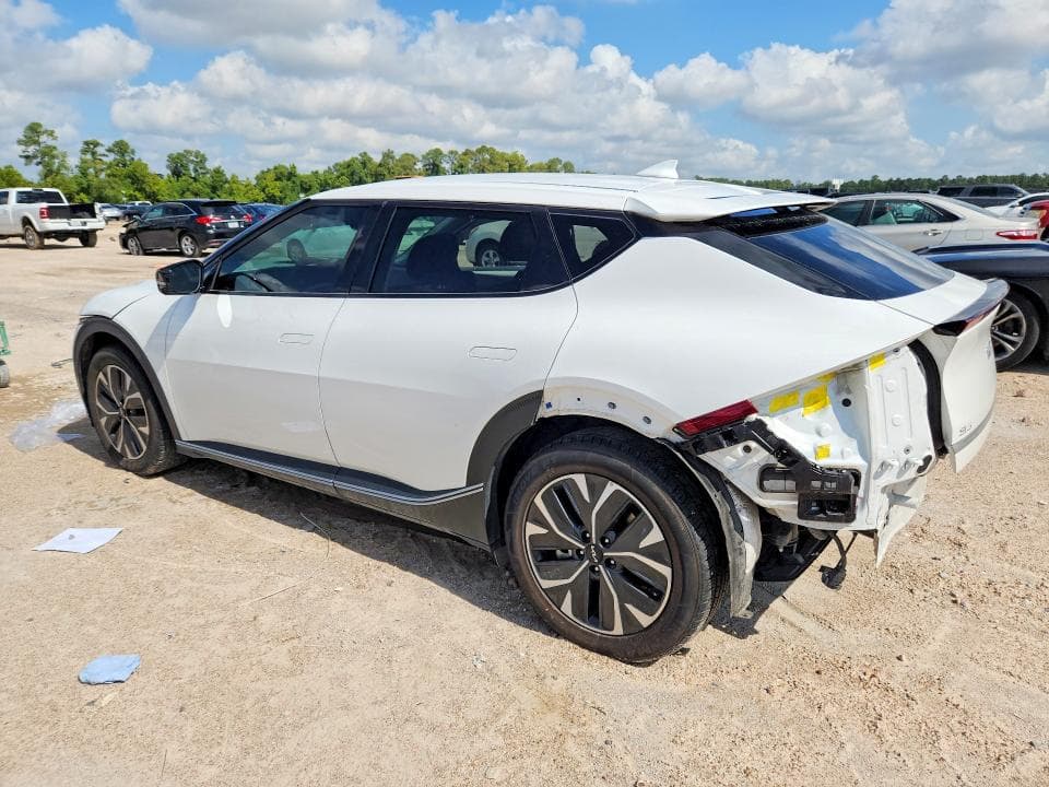 2024 KIA EV6 LIGHT LONG RANGE 2