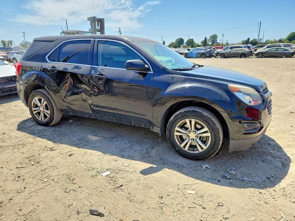2017 CHEVROLET EQUINOX LS 4