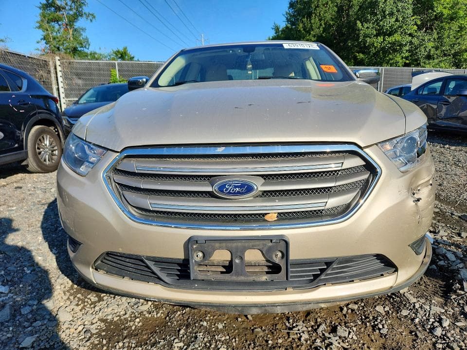 2017 FORD TAURUS SE 5