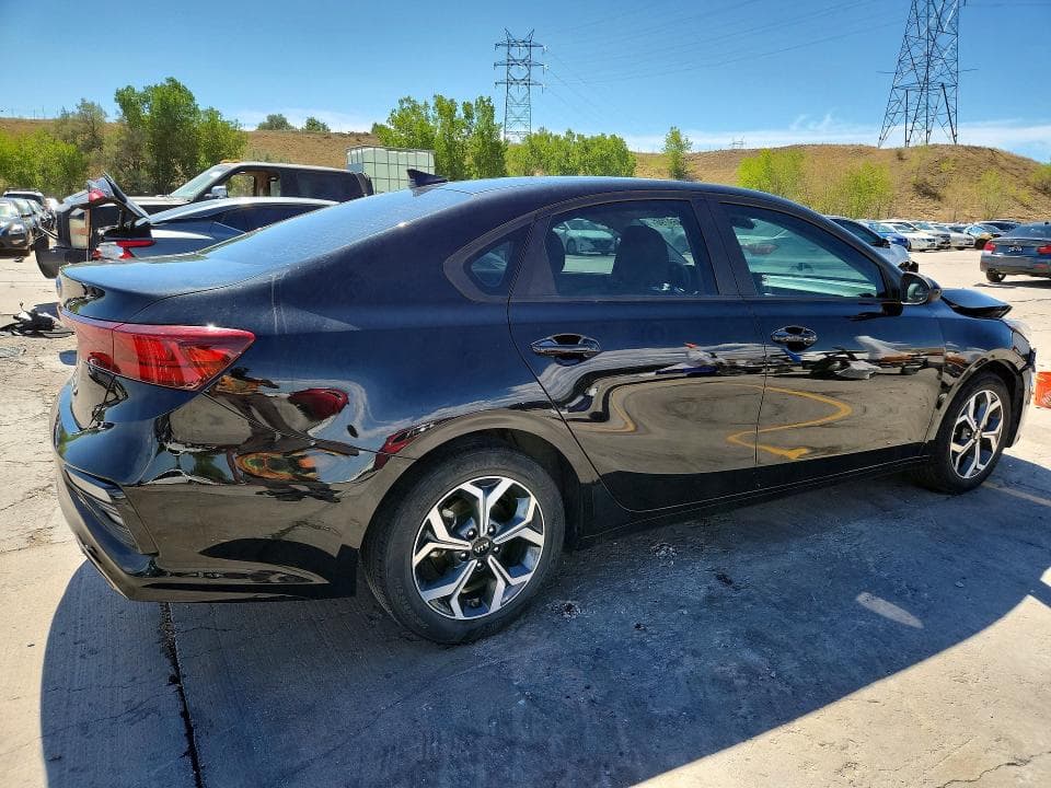 2021 KIA FORTE LXS 3