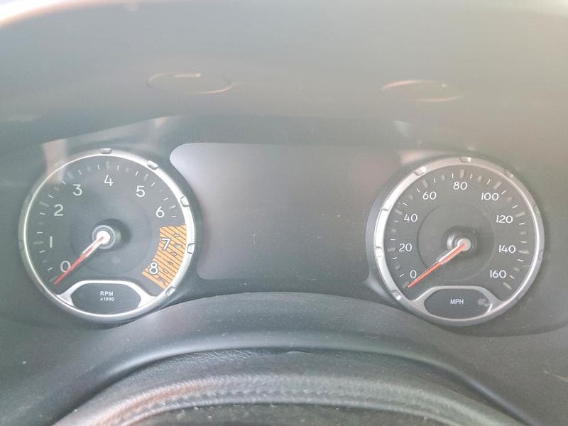 2020 JEEP RENEGADE LATITUDE 9