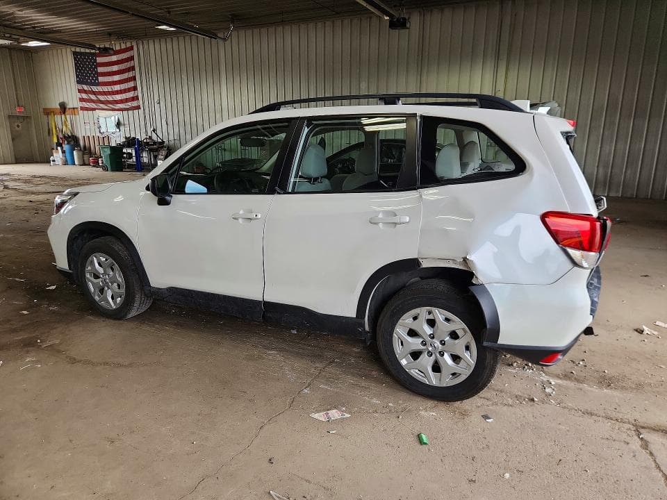 2021 SUBARU FORESTER 2