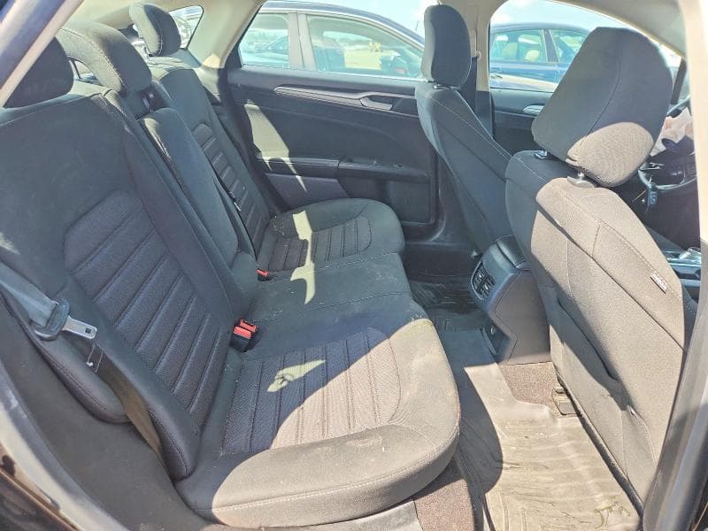2020 FORD FUSION SE 10