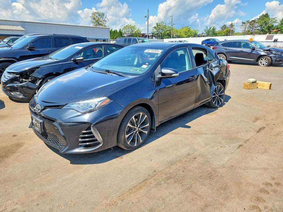 2019 TOYOTA COROLLA SE - 1