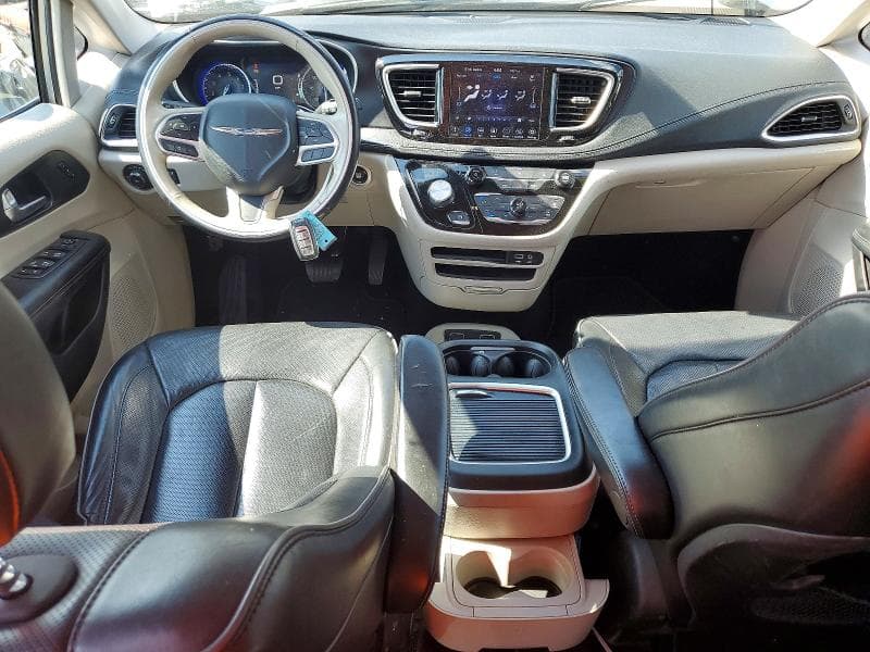 2020 CHRYSLER PACIFICA LIMITED 8