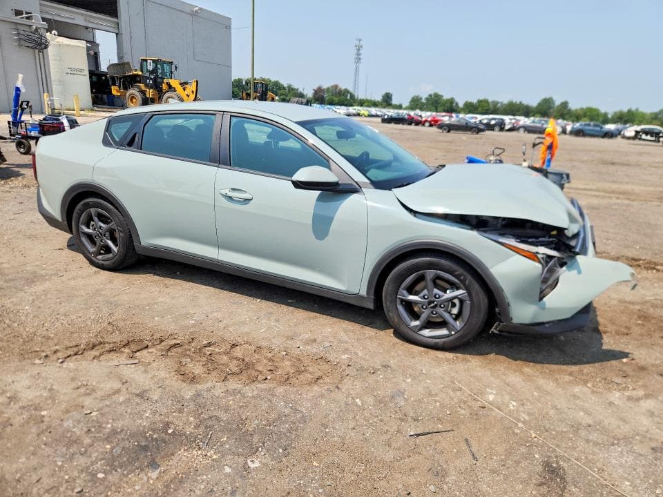 2025 KIA K4 LXS 4