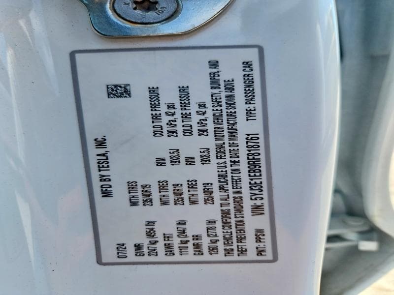 2024 TESLA MODEL 3 12